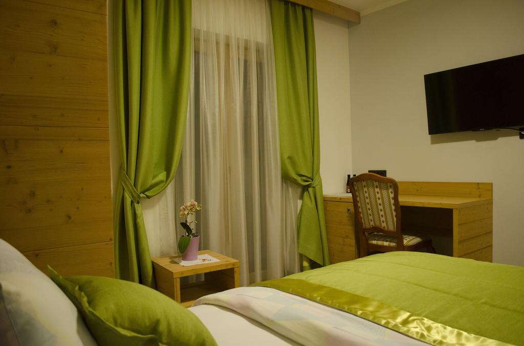 Guest House Gostisce Jutrisa Rogatec Dış mekan fotoğraf